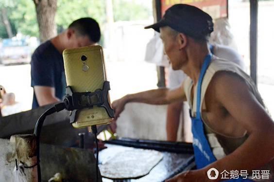 大叔爆料的视频在哪里看,一网打尽热门内容 第1张 大叔爆料的视频在哪里看,一网打尽热门内容 第1张